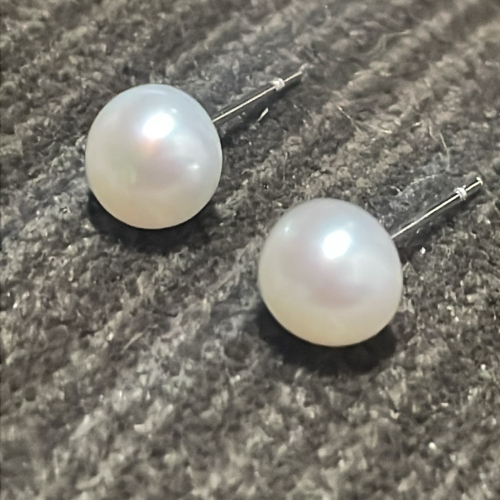REAL PEARL EARRINGS White Pearl studs baroque pearls 5mm